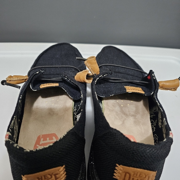 Hey Dude Wendy Washed Shoes - Picture 14 of 14